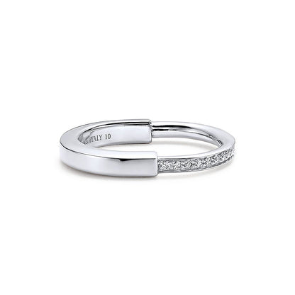 T Lock Diamonds Yellow Gold Ring
