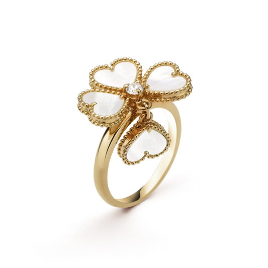 Sweet Alhambra Effeuillage Pearls Ring