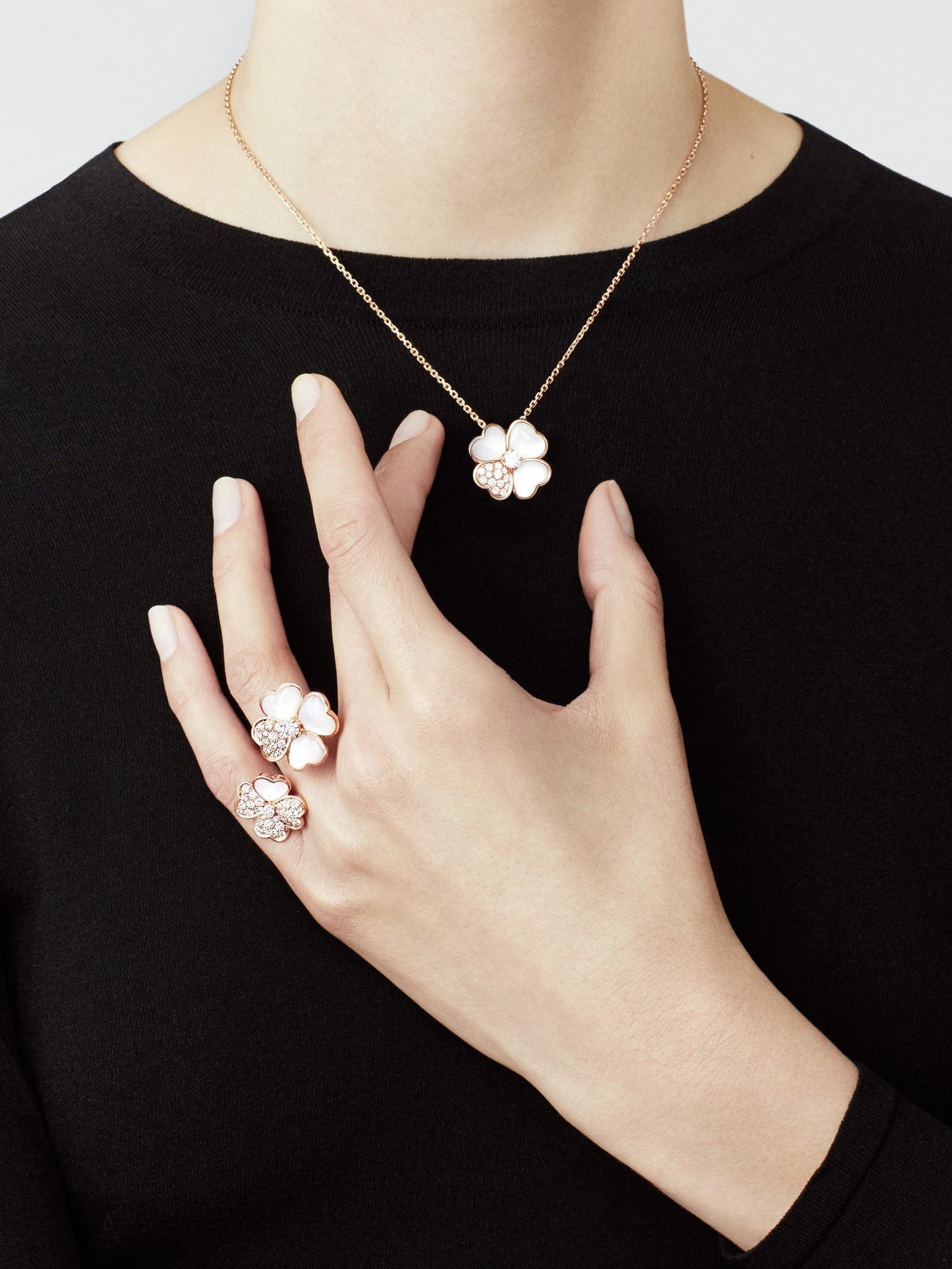 Cosmos Clip pendant Necklace