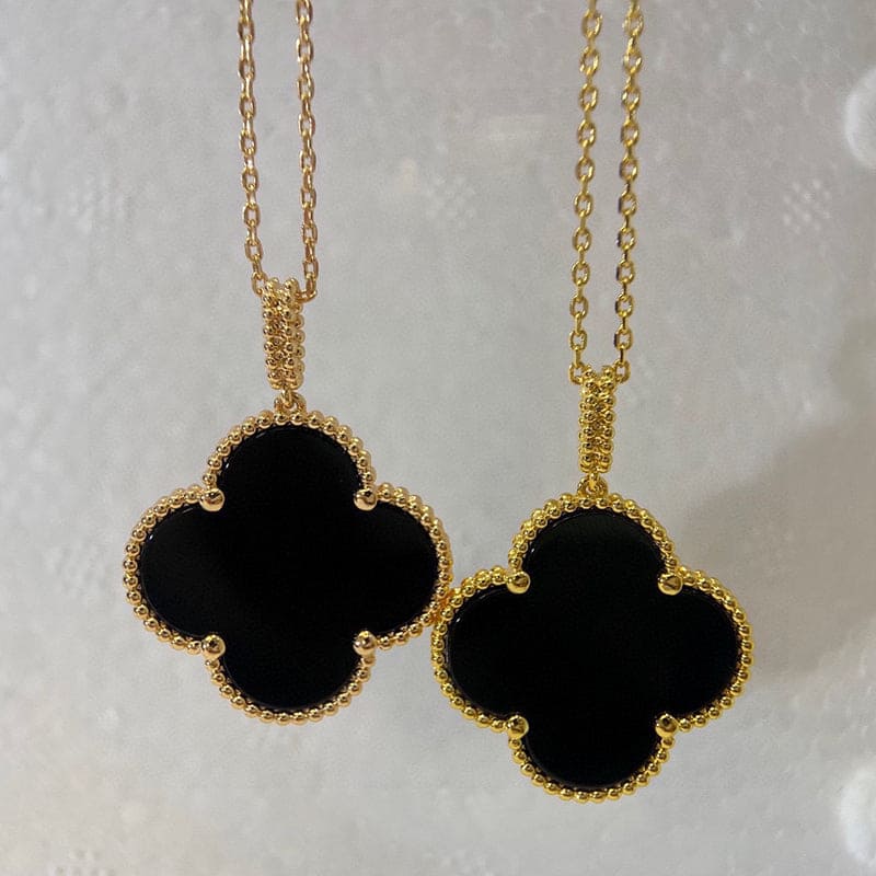 Magic Alhambra One Motifs Black Clover Necklace