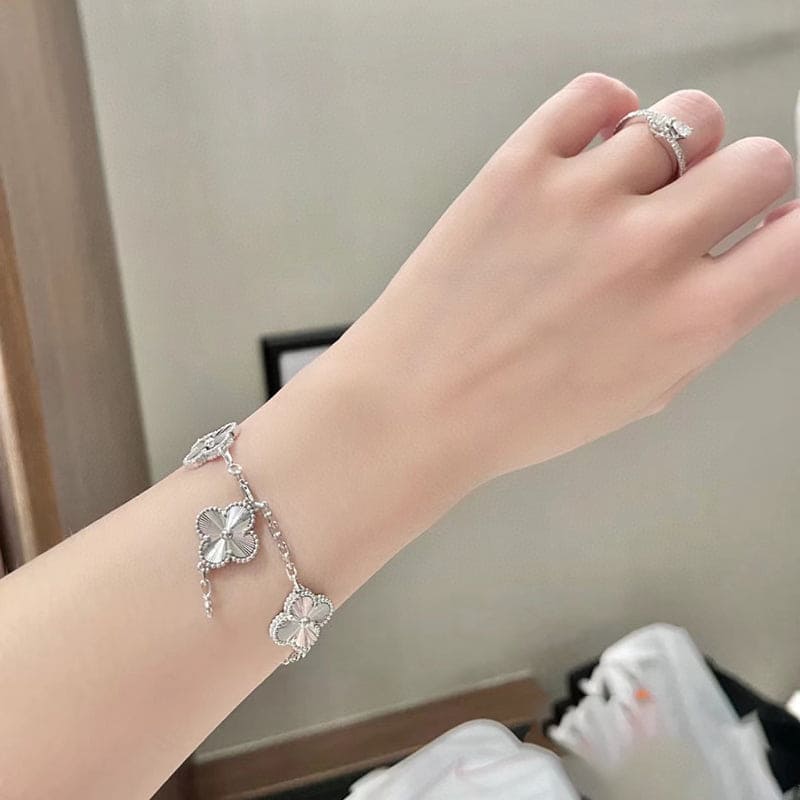 Vintage Alhambra Five Motifs Diamonds Clover Bracelet