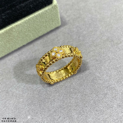 Perlée Diamond Ring Sweet Clovers