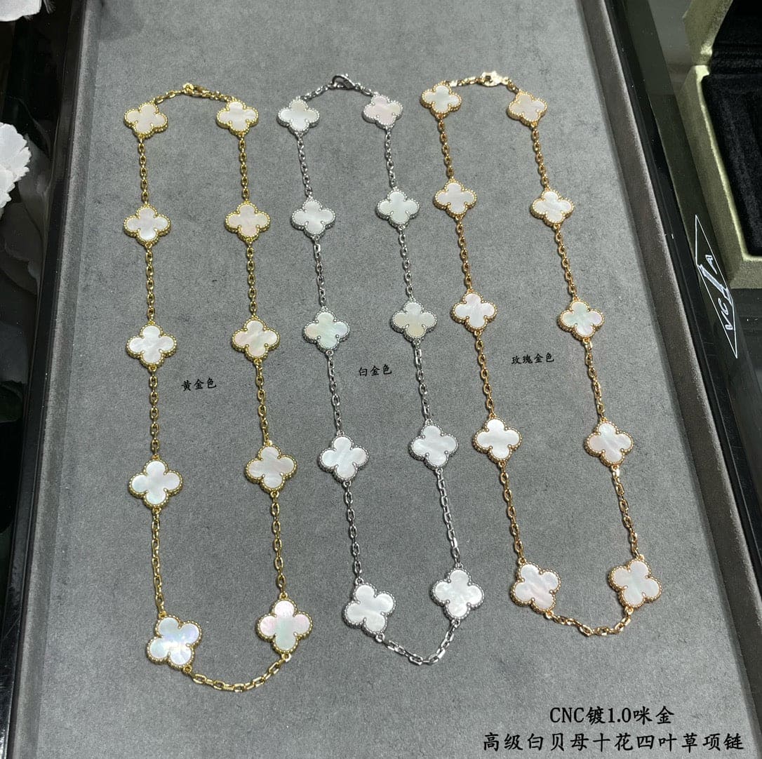Vintage Alhambra Pearl 10 Motifs Necklace