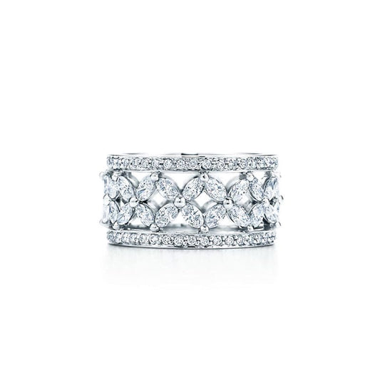 T Victoria  Ring