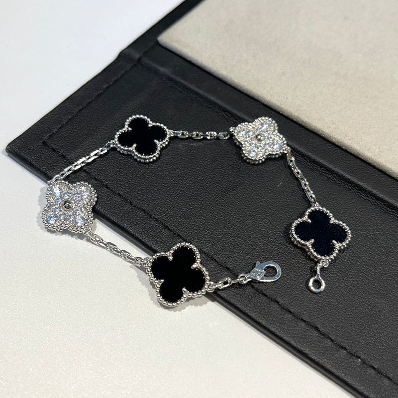 Vintage Alhambra Five Motifs Black Diamonds Clover Bracelet