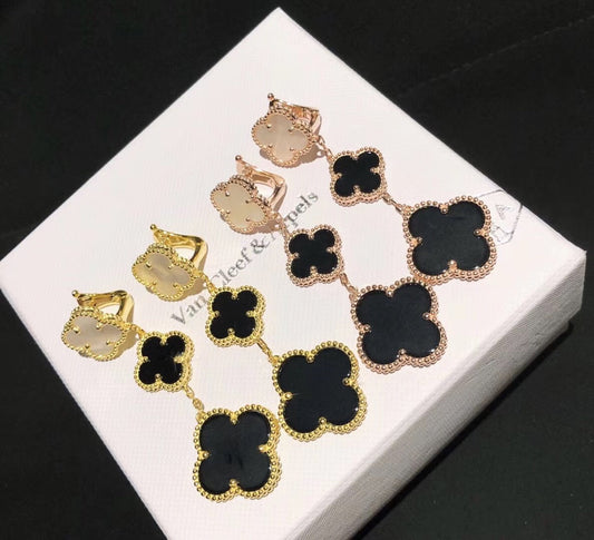 Magic Alhambra Three Pearls Motifs Earrings