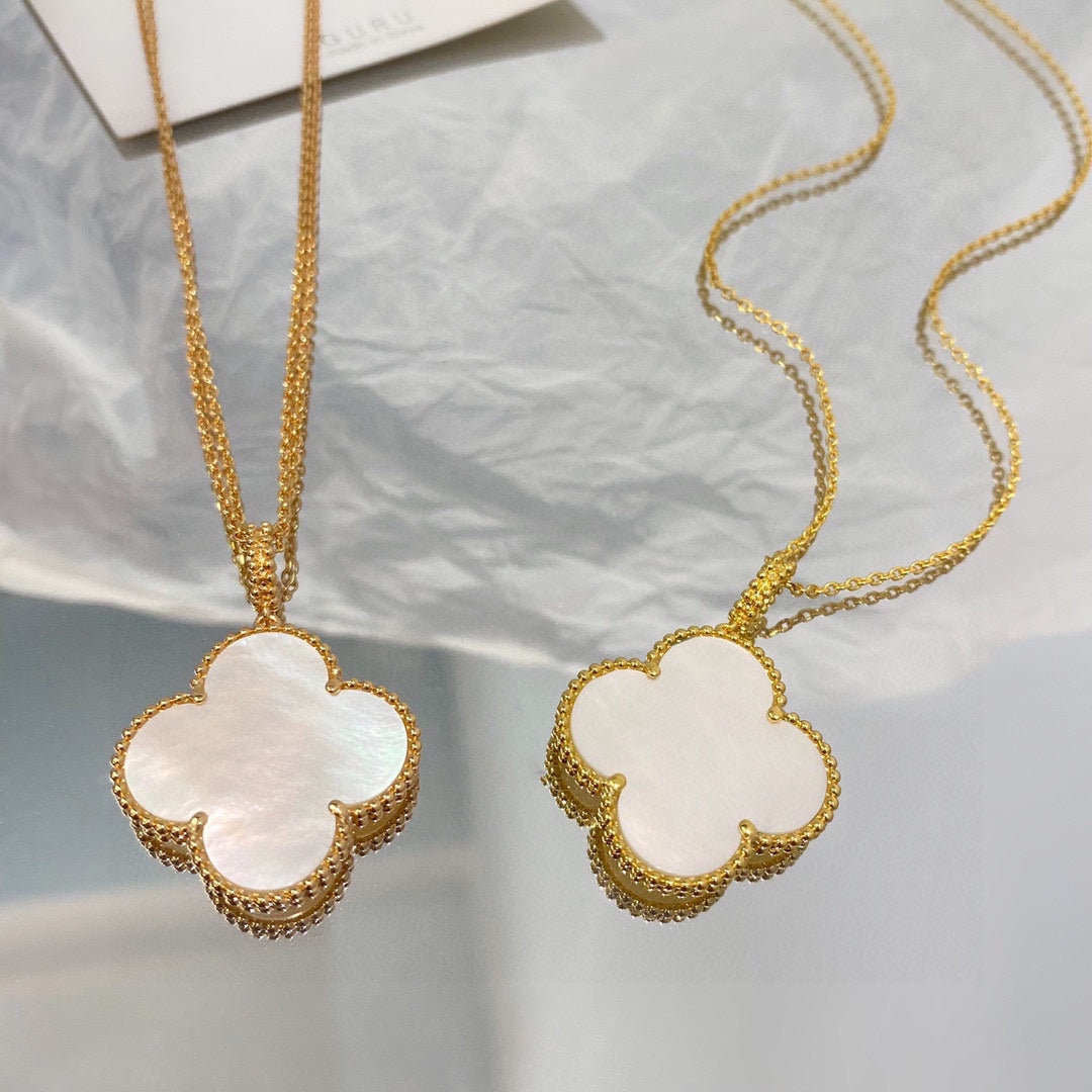 Magic Alhambra One Motif Pearl Necklace