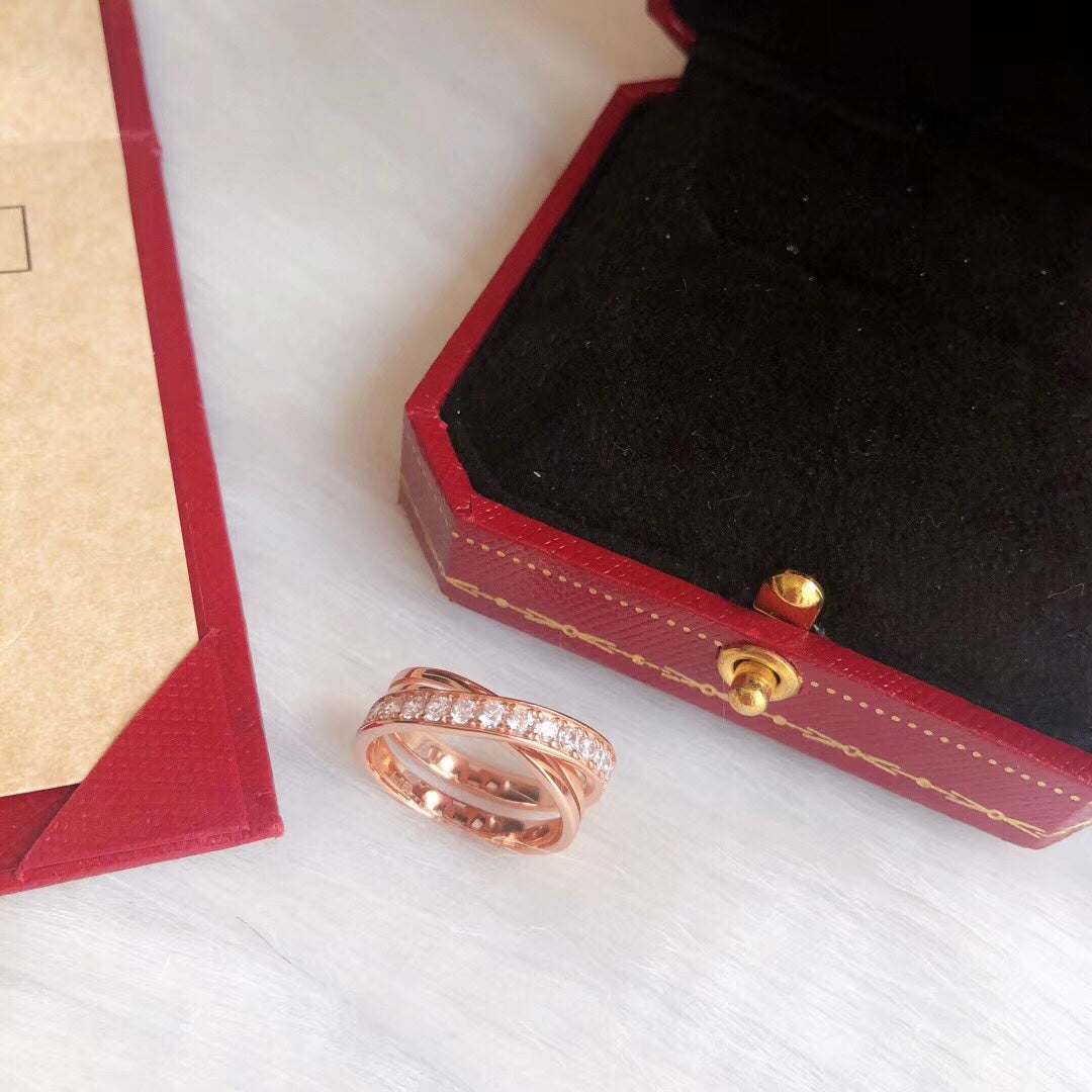 Etincelle Diamond Ring