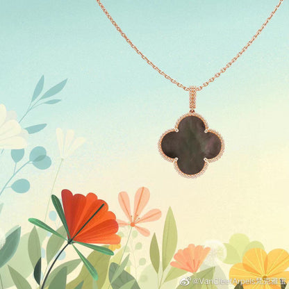 Magic Alhambra One Motif Pearl Necklace