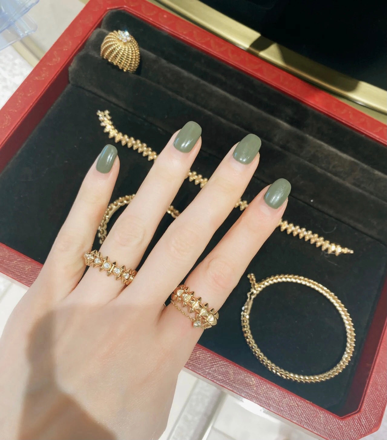 Clash De Diamond Ring