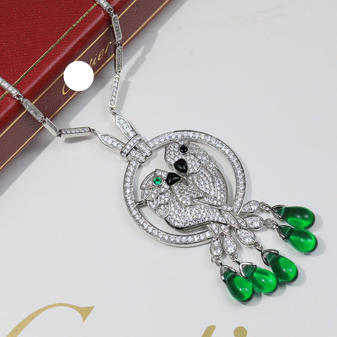 Les Oiseaux Libérés Necklace