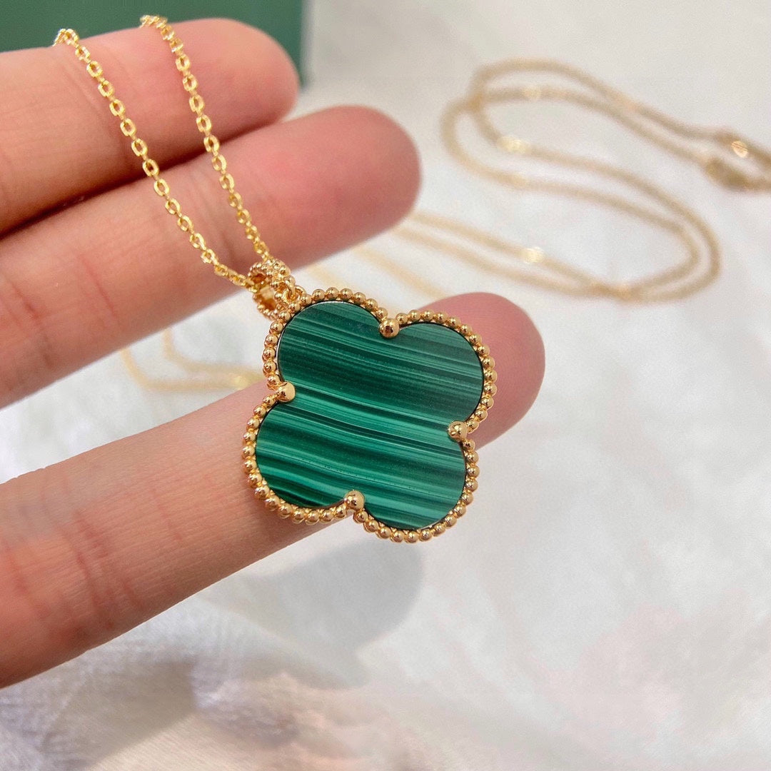 Magic Alhambra Malachite Necklace
