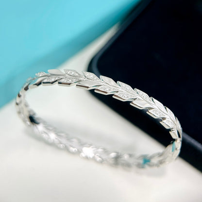 T Victoria Vine Diamonds Bracelet