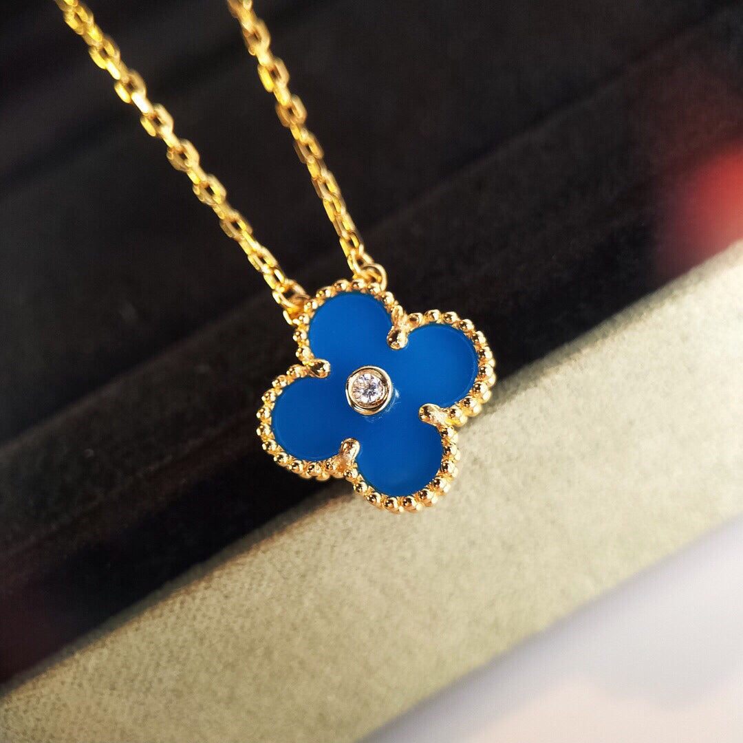 Vintage Alhambra Agent Clover Necklace