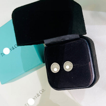 Return to Circle Stud Earrings
