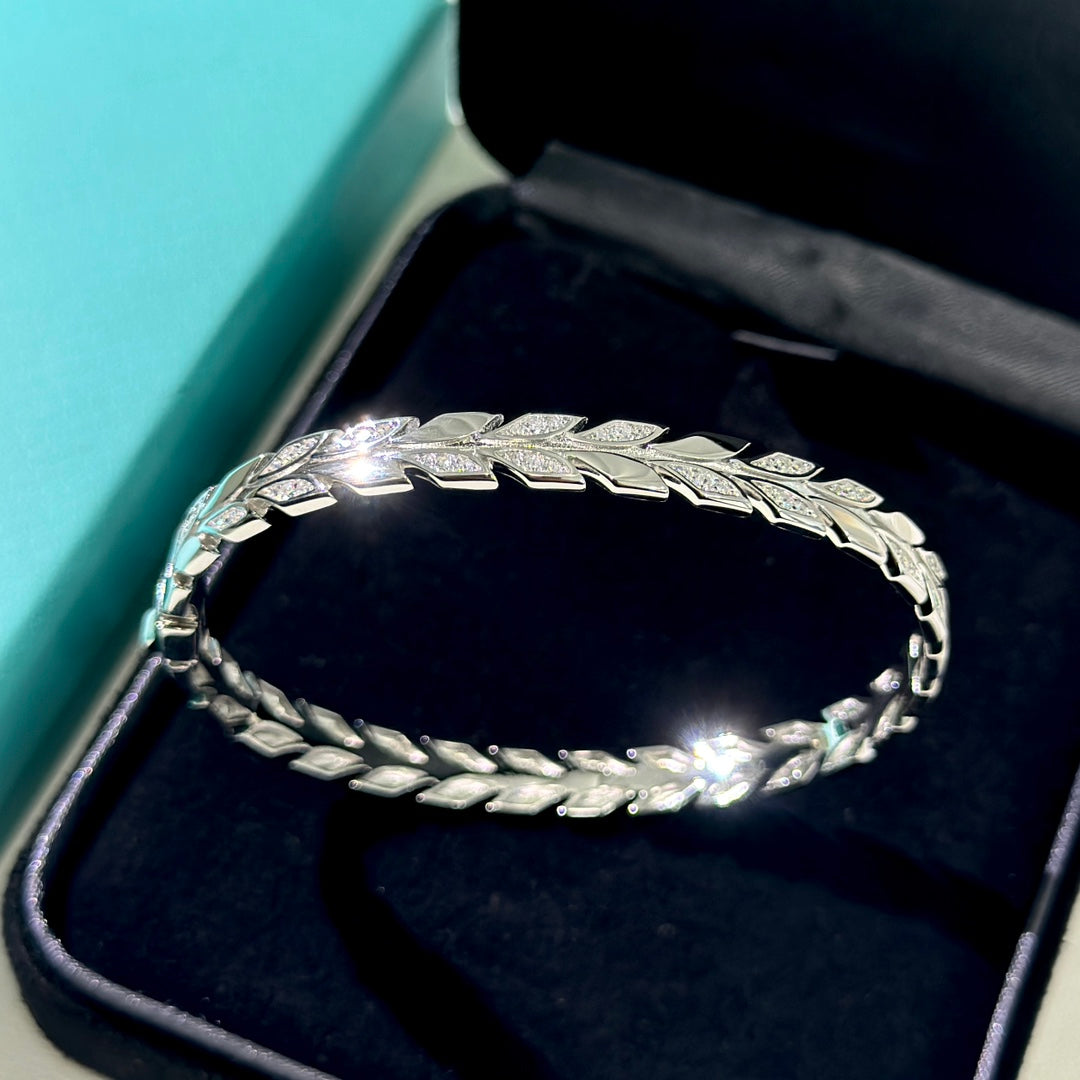 T Victoria Vine Diamonds Bracelet