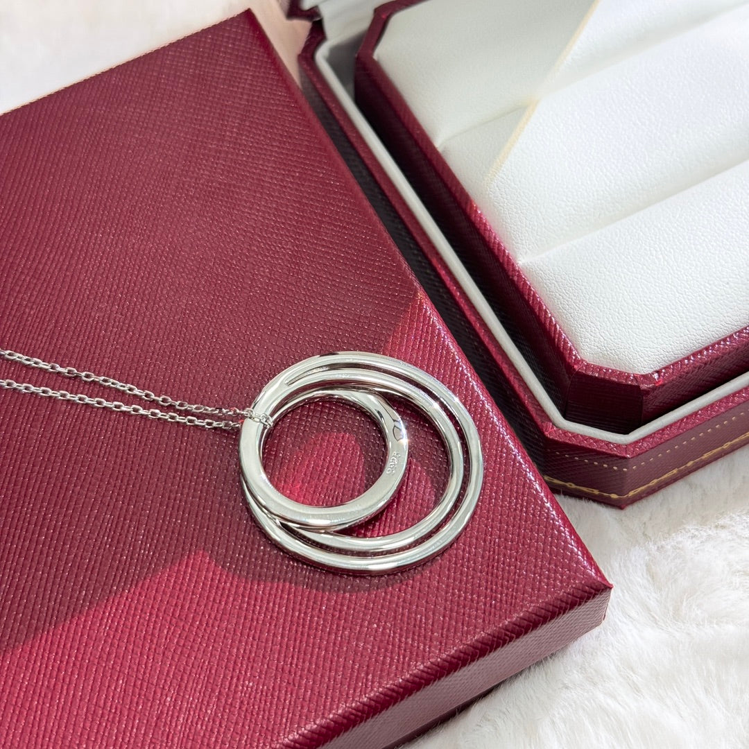 Etincelle De Necklace